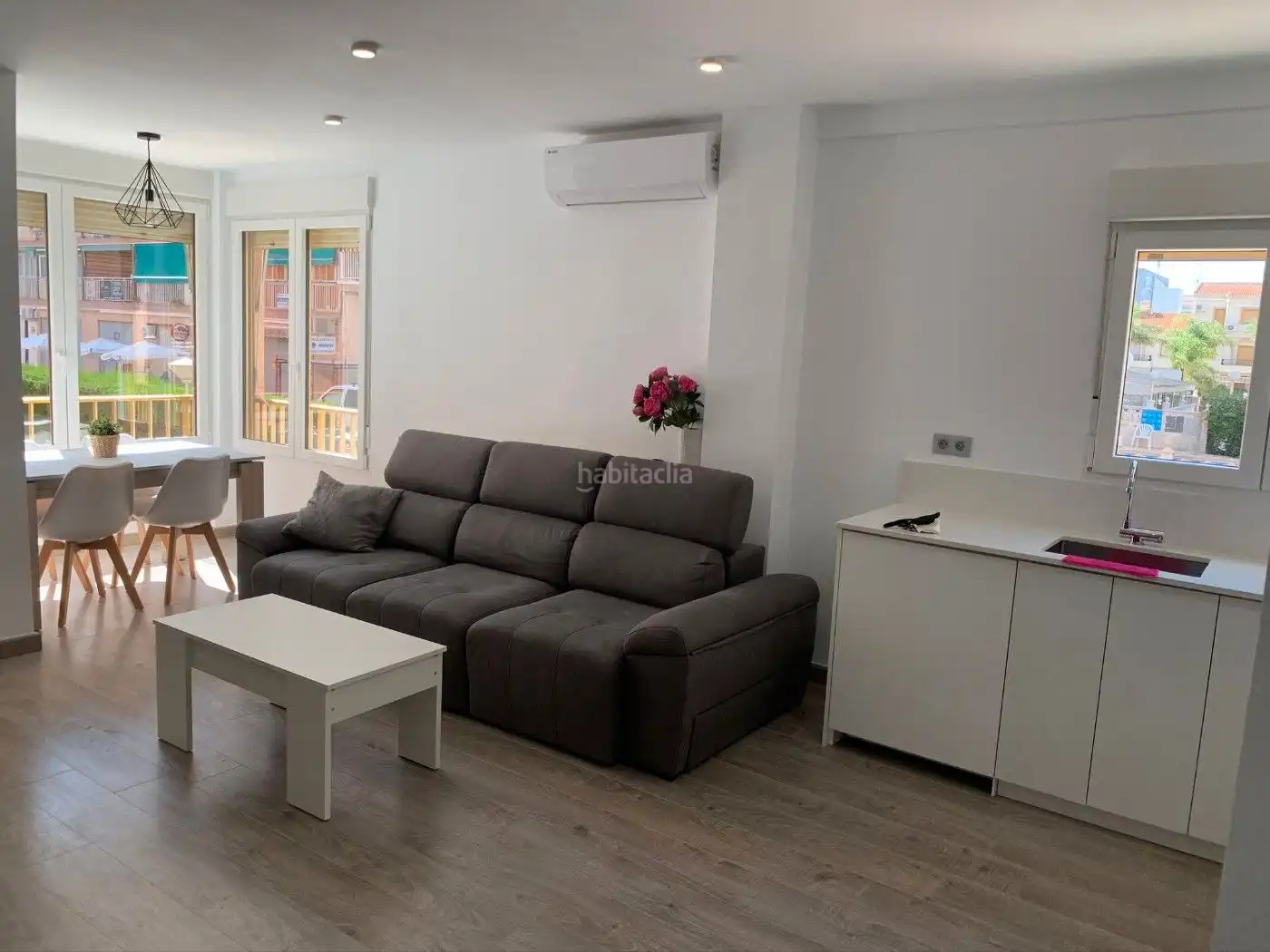 Apartament amb piscina de lloguer a Calle Castellón 12, imagen 17