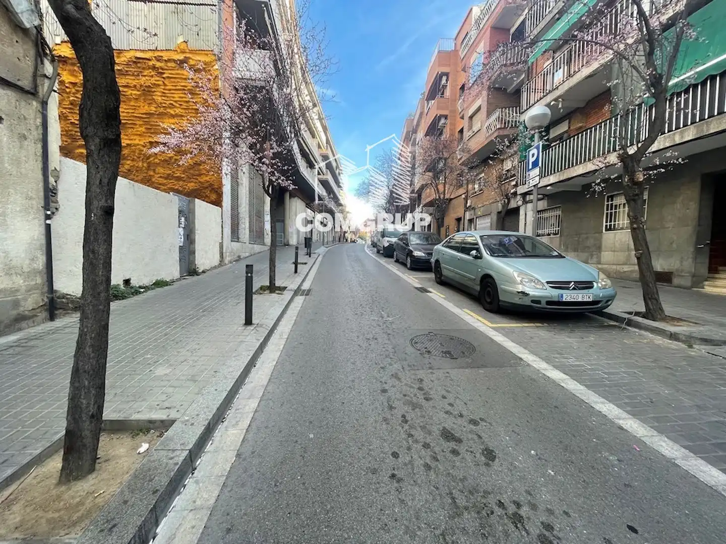 Vista exterior de Local de alquiler en Barcelona