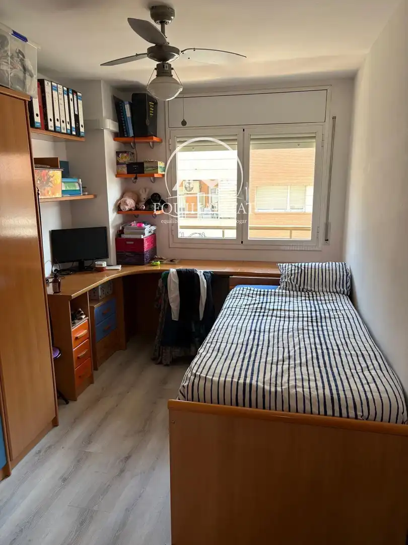 Habitación de Ático de alquiler en Lleida con Aire acondicionado, Terraza y Amueblado