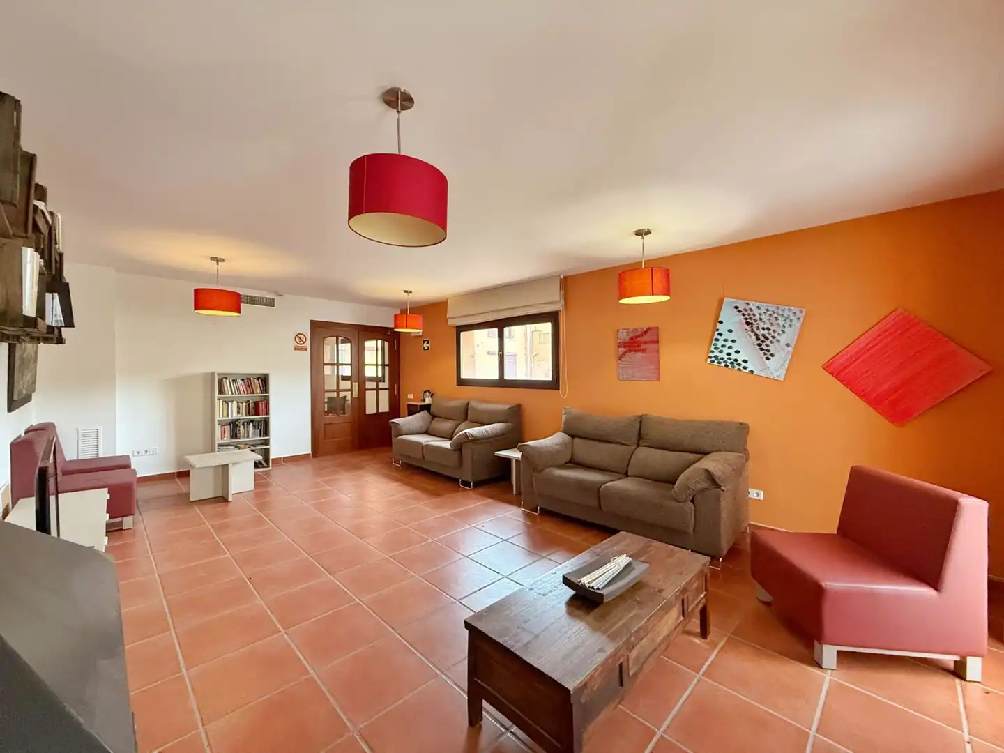 Sala d'estar de Edifici en venda en Sant Jaume dels Domenys