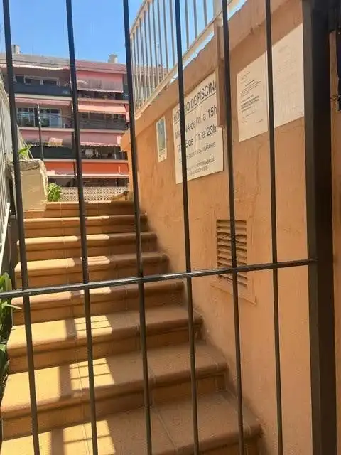 Außenansicht von Wohnung zur Miete in Llucmajor mit Klimaanlage, Heizung und Terrasse