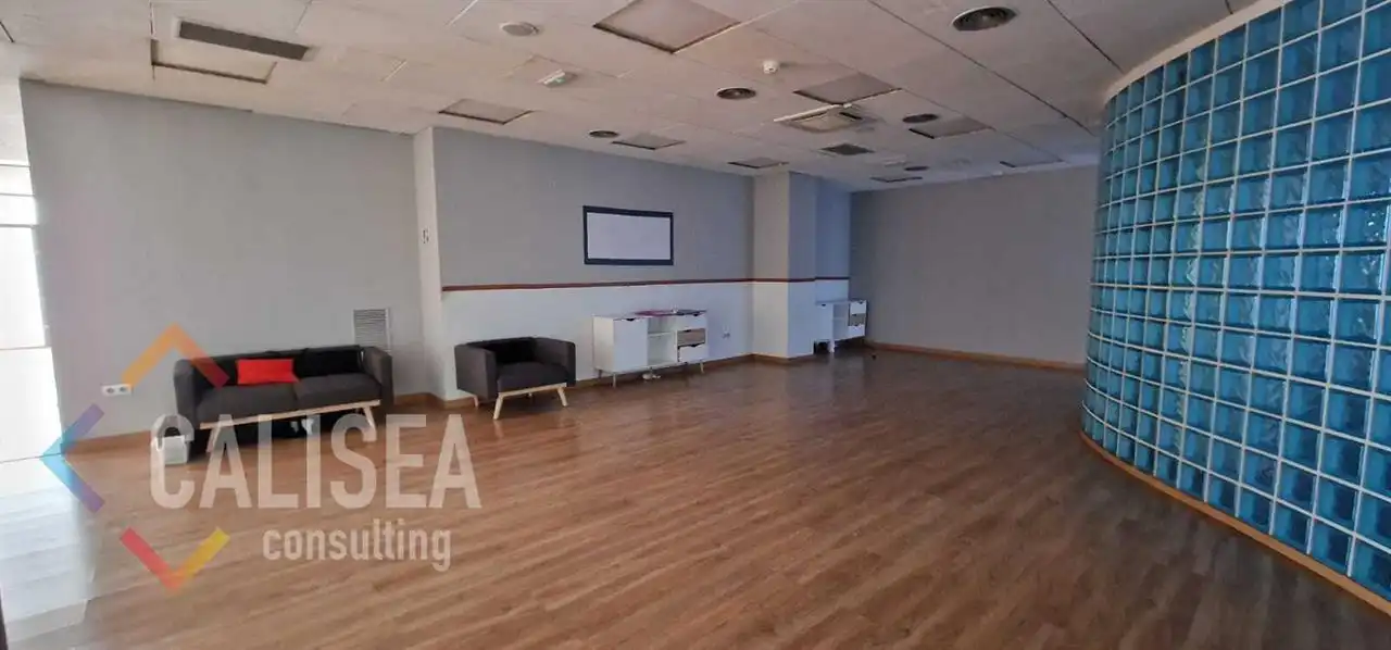 Business premises for sale in Centre - Sant Oleguer, imagen 6