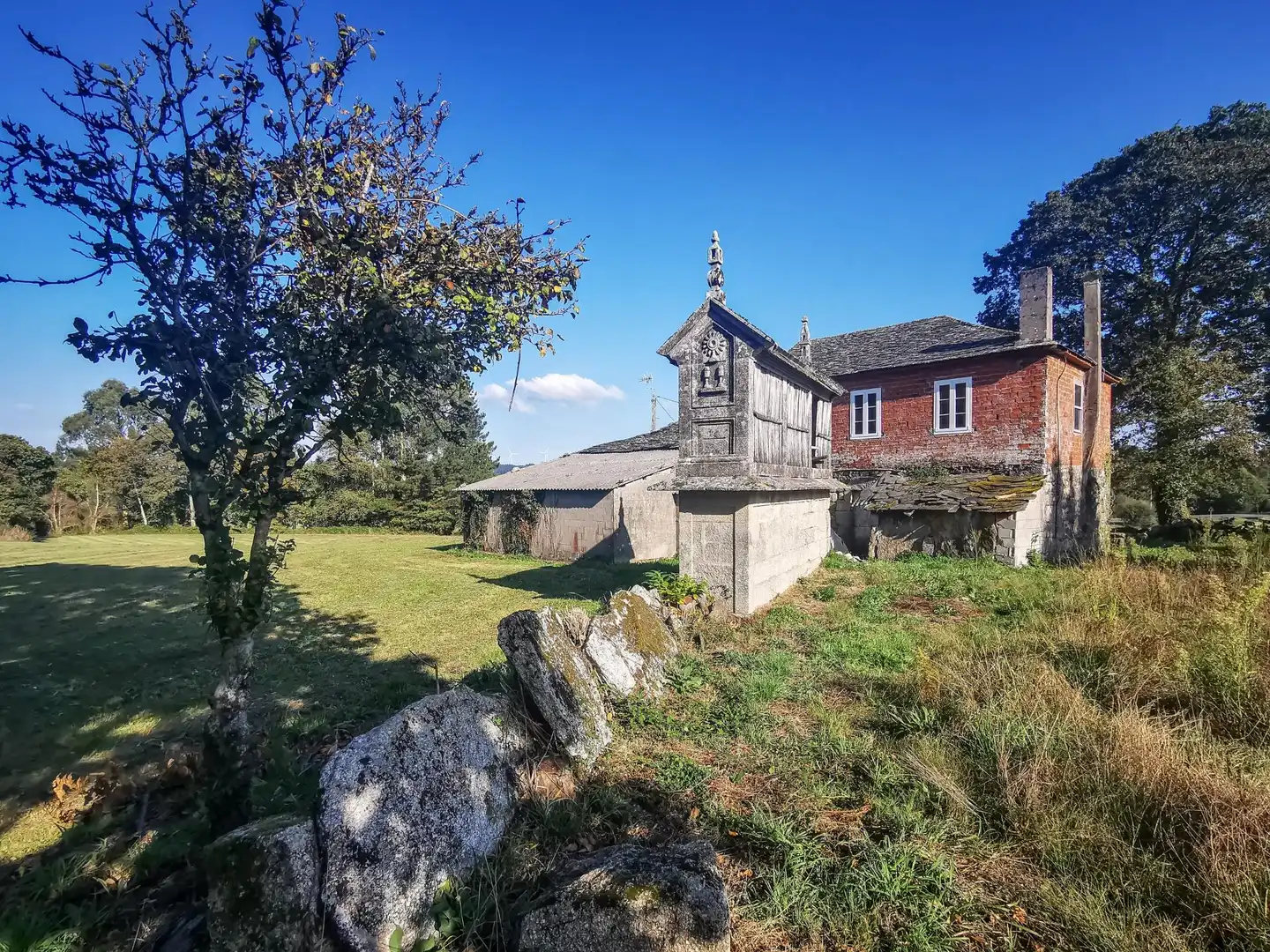 Außenansicht von Haus oder Chalet zum Verkauf in Guitiriz mit Privatgarten