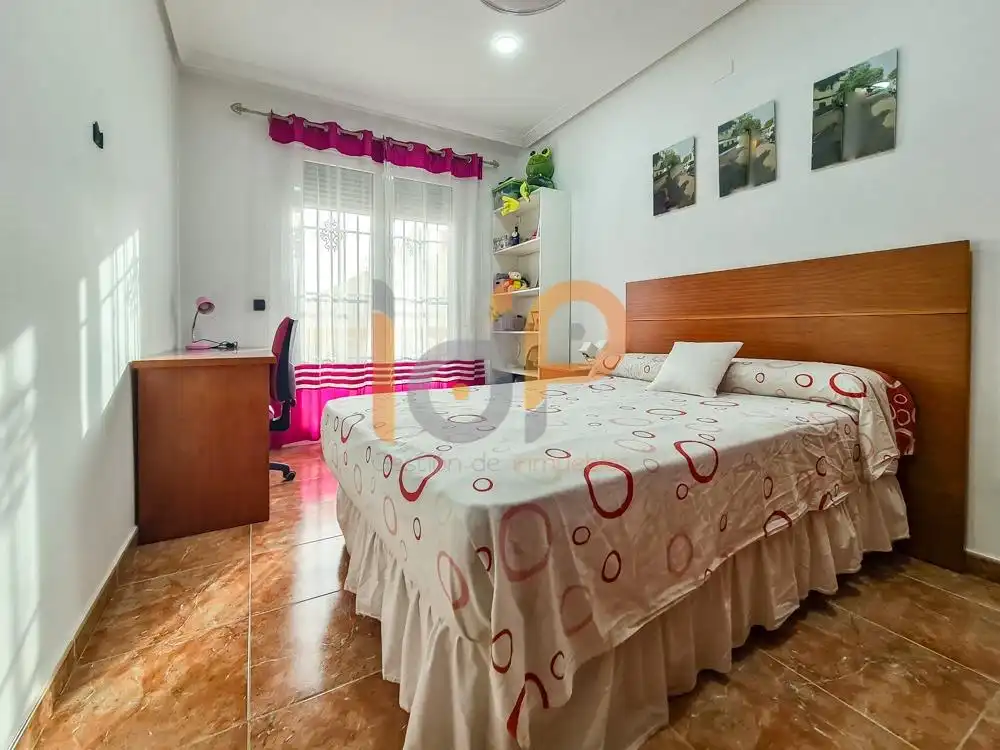Habitación de Dúplex en venta en Huércal-Overa con Aire acondicionado, Calefacción y Terraza