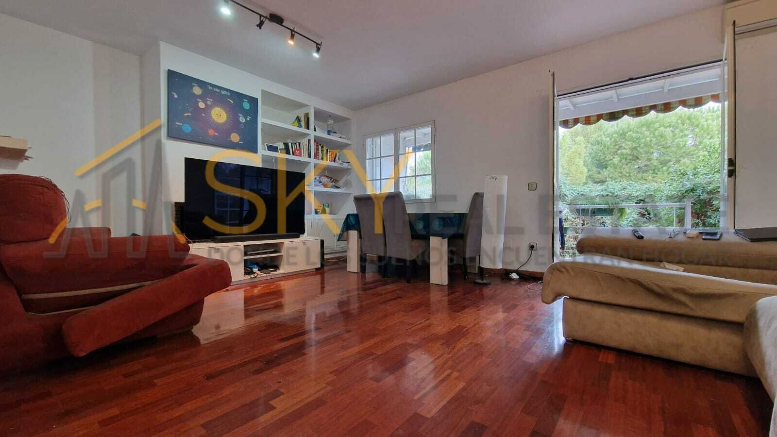Sala d'estar de Casa adosada en venda en Algete