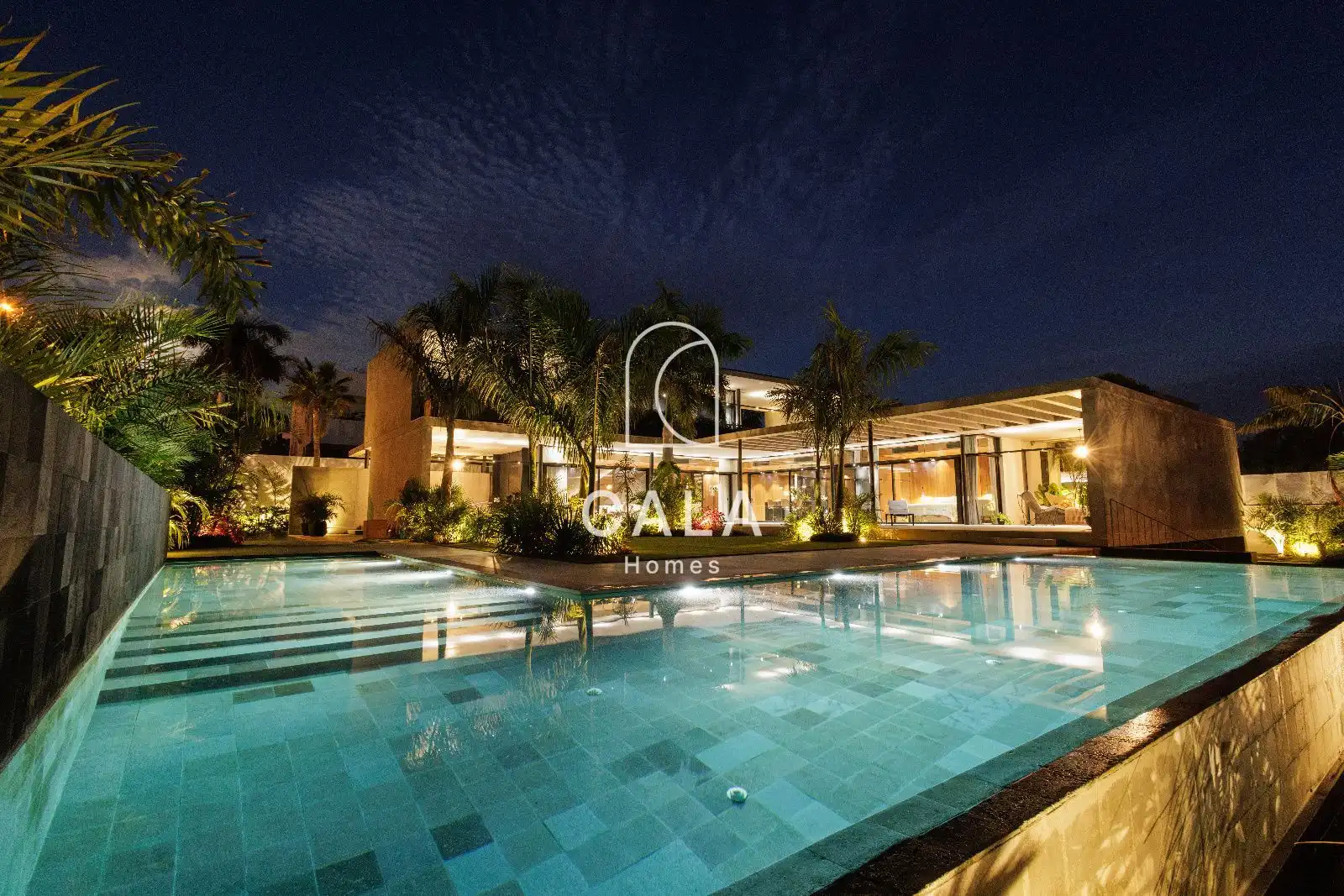 Swimming pool of Houses for sale in Adeje  with Air Conditioner, Heating and Storage room