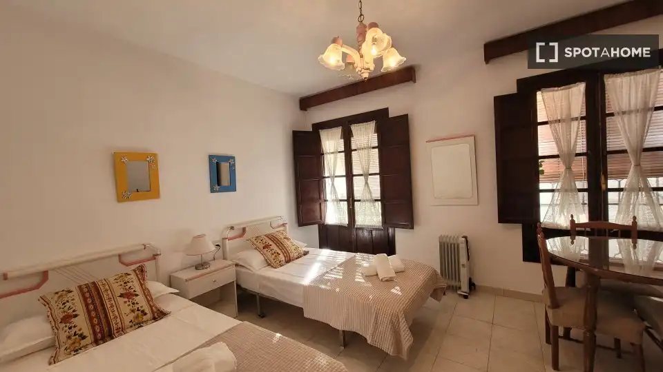 Room in La Ciudad