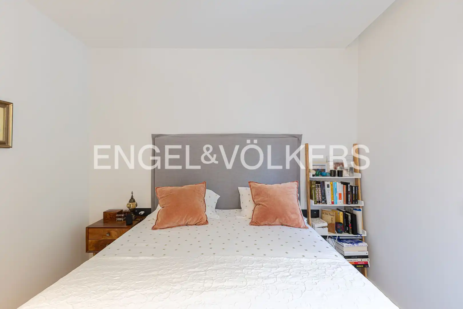 Bedroom of Flat for rent in Barcelona  with Air Conditioner, Heating and Parquet flooring