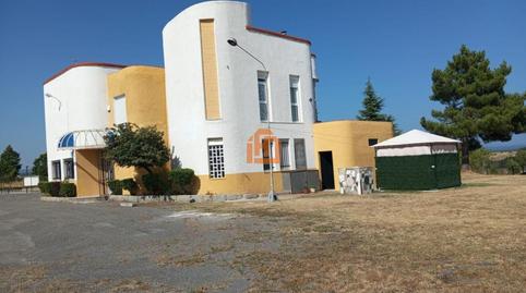 Photo 2 of Premises for sale in Carretera Asturias, Garrafe de Torío, León