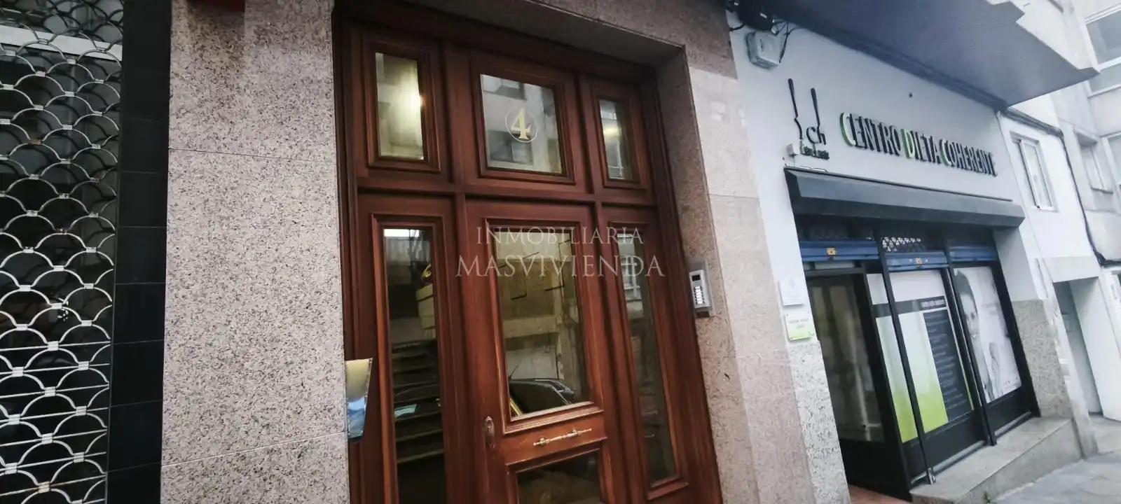 Piso en venta en Vigo  con Calefacción, Terraza y Trastero