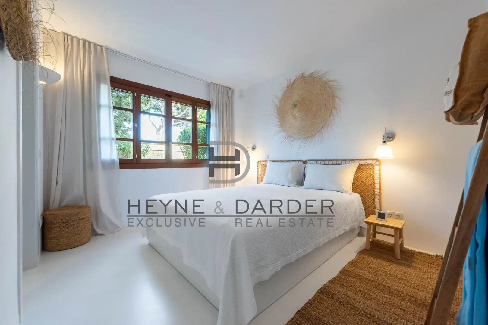 Exterior view of Apartments for sale in Andratx  with Air Conditioner, Heating and Terrace