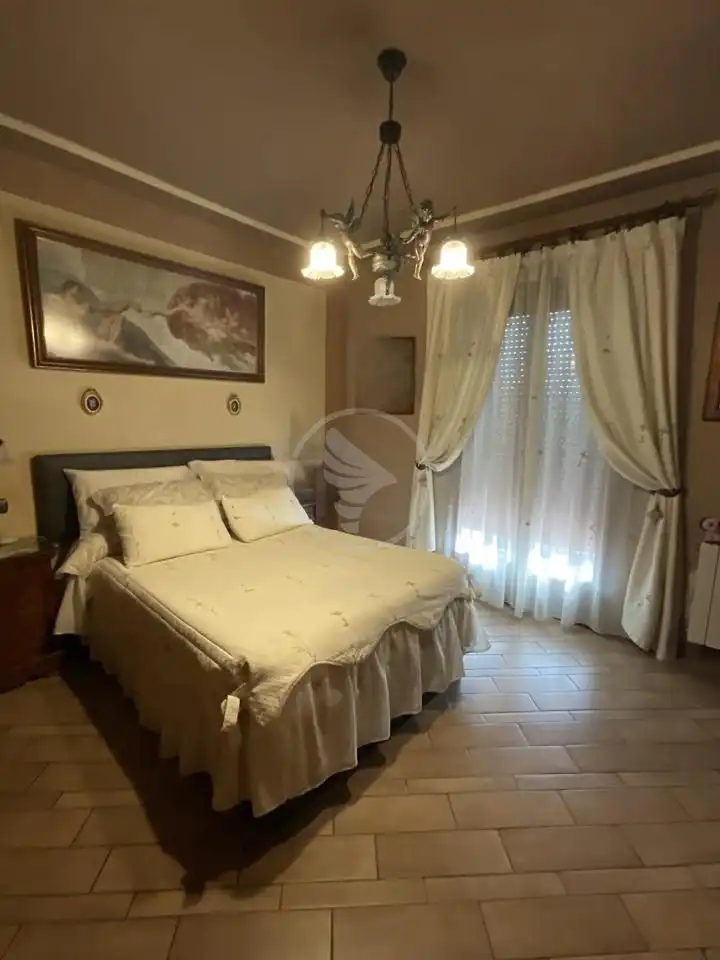 Dormitori de Casa o xalet en venda en Linares amb Aire condicionat