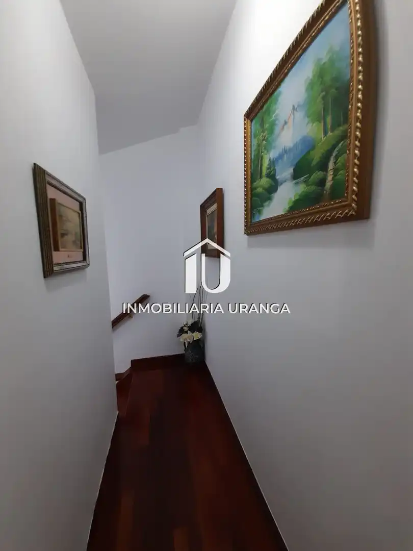 Piso en venta en Castro-Urdiales con Calefacción, Terraza y Trastero