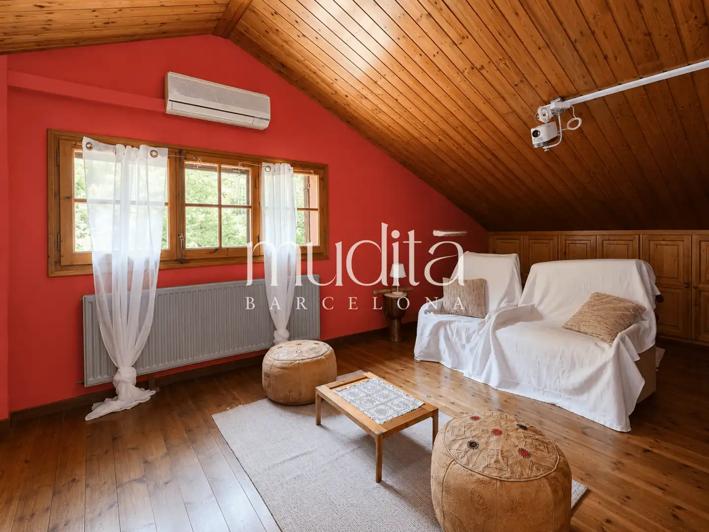 Habitación de Casa o chalet en venta en Sant Celoni con Calefacción, Jardín privado y Terraza