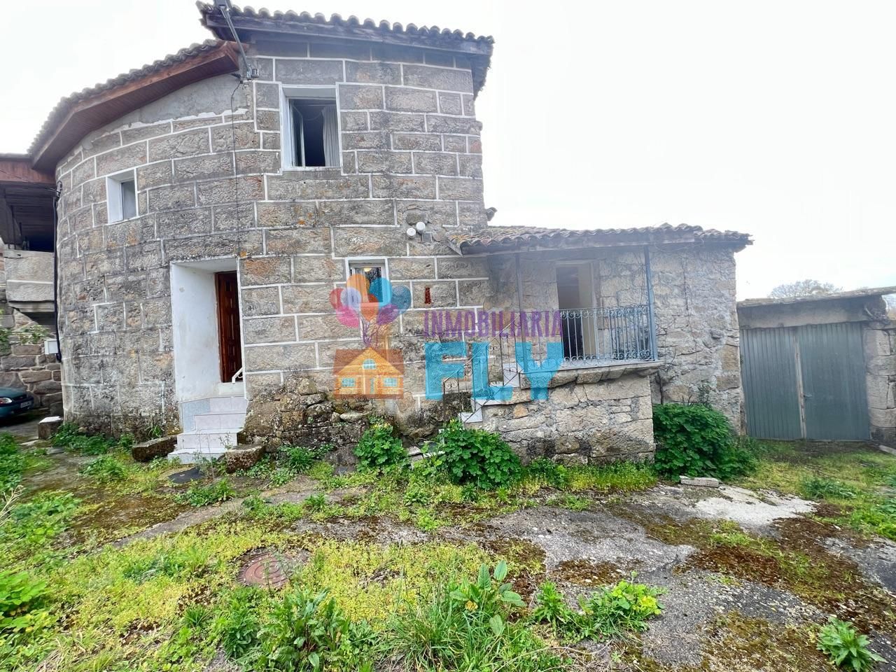 Vista exterior de Casa o xalet en venda en Paderne de Allariz amb Jardí privat, Traster i Moblat
