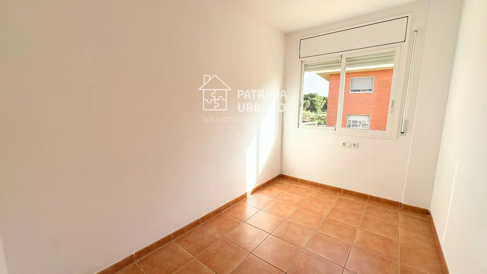 Parking de Piso en venta en Cambrils con Calefacción, Terraza y Piscina