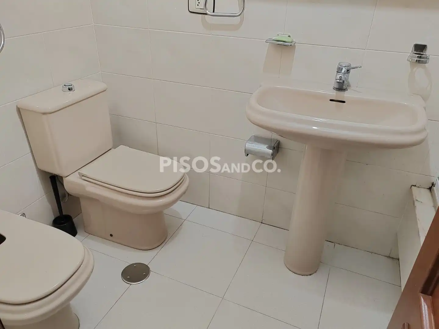 Baño de Piso en venta en A Coruña Capital  con Calefacción y Trastero