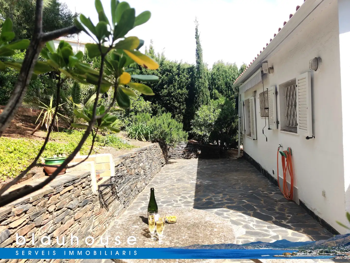 Außenansicht von Haus oder Chalet zum Verkauf in Llançà mit Klimaanlage, Privatgarten und Terrasse