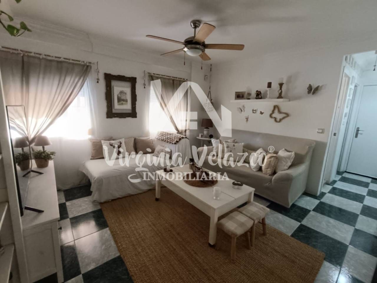 Living room of Apartment for sale in Málaga Capital  with Air Conditioner