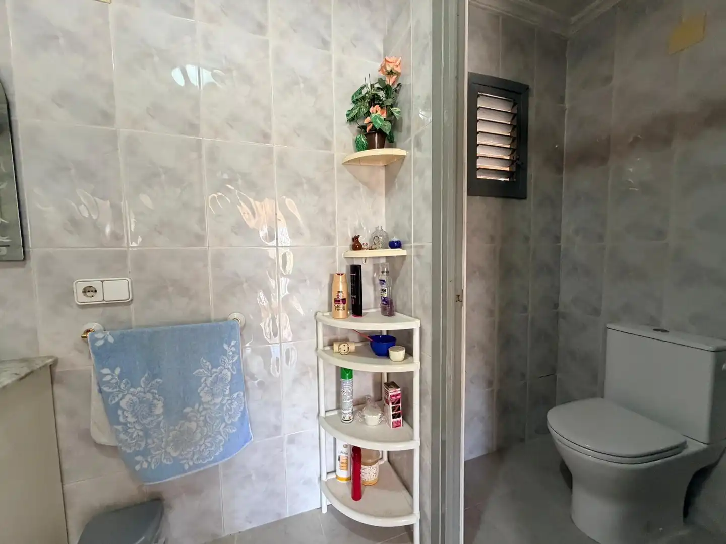 Bathroom of Houses for sale in Elche / Elx  with Air Conditioner, Heating and Private garden