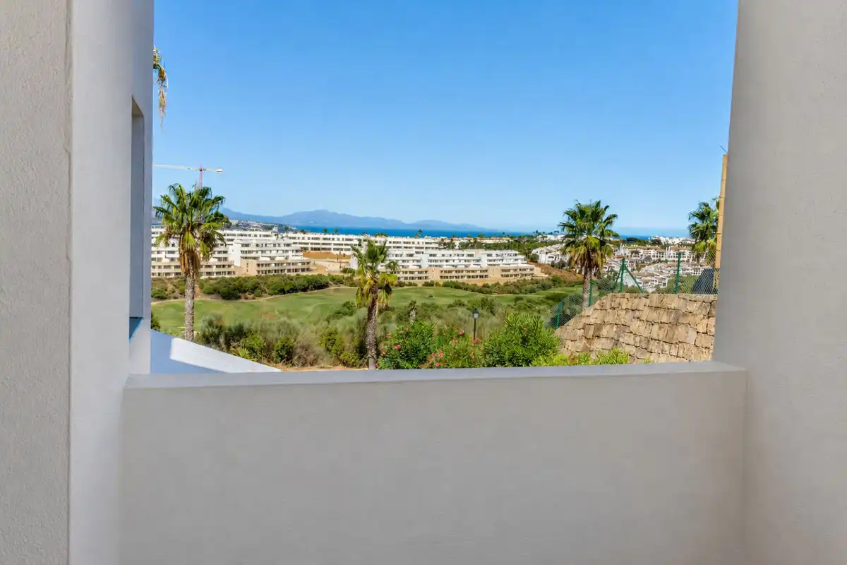 Appartement compact avec piscine à vendre à La Alcaidesa, imagen 3