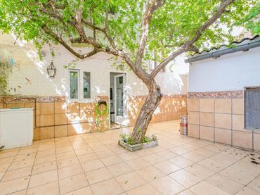 House for sale in Plaza CONSTITUCION