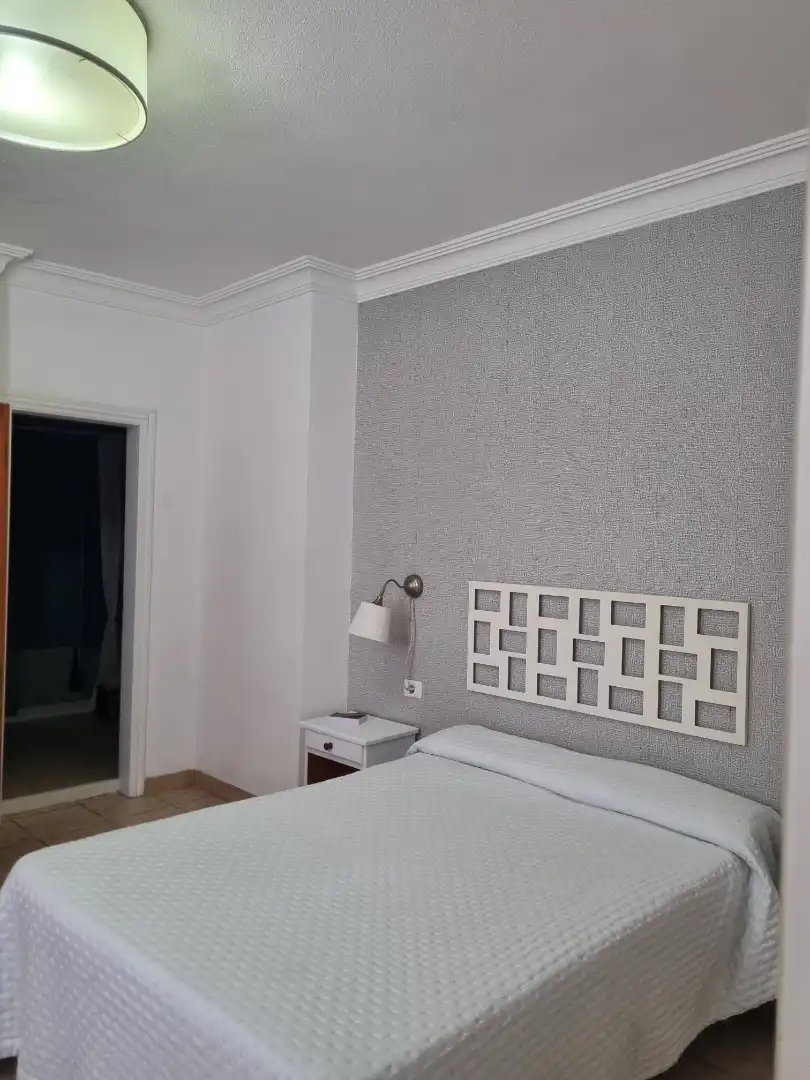 Habitación de Piso en venta en El Rosario con Amueblado y Piscina comunitaria