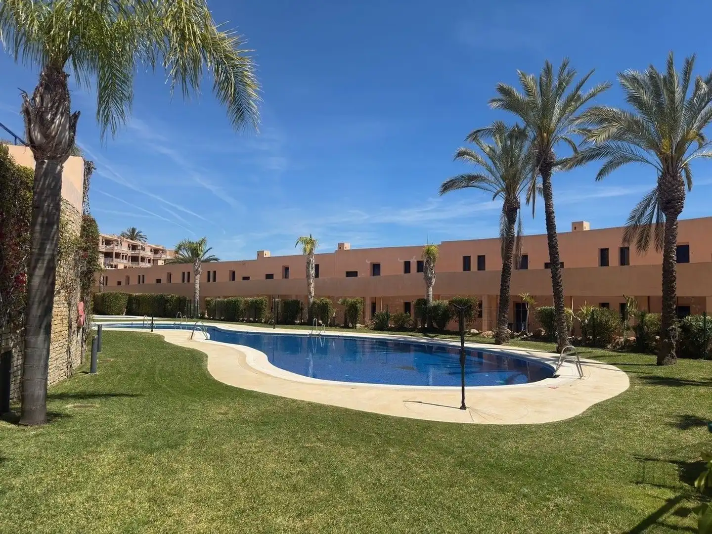 Piscina de Piso en venta en Mojácar con Aire acondicionado, Terraza y Piscina
