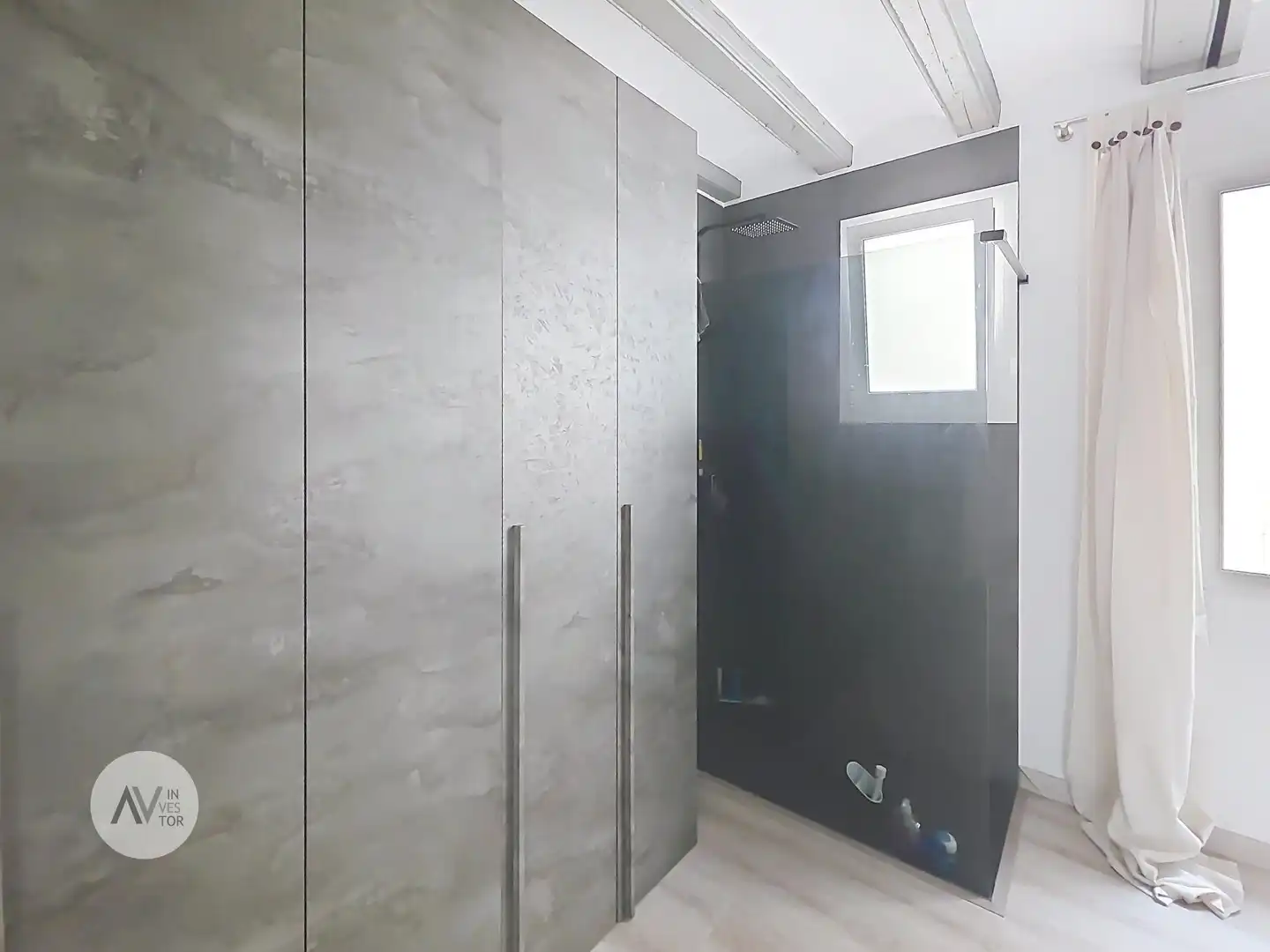 Baño de Ático en venta en Barcelona con Aire acondicionado, Calefacción y Amueblado