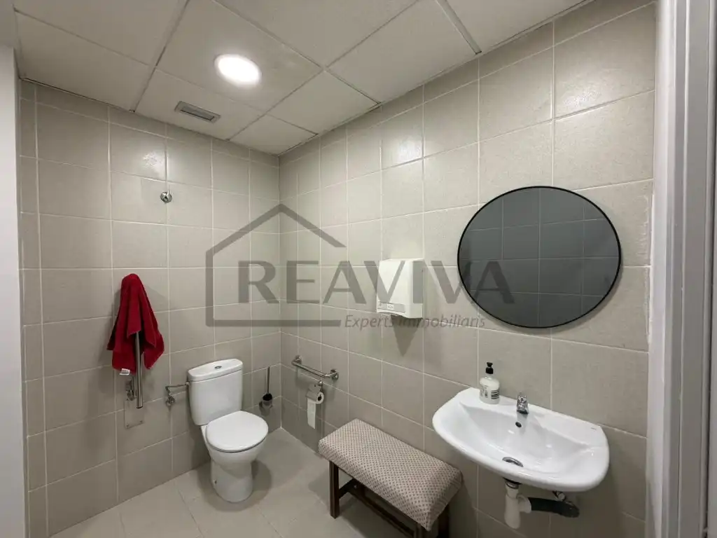 Baño de Local de alquiler en La Seu d'Urgell