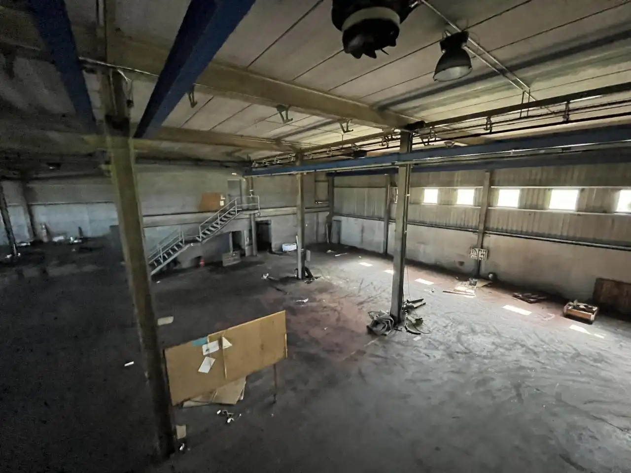 Nave industrial en venta en Manlleu con Alarma