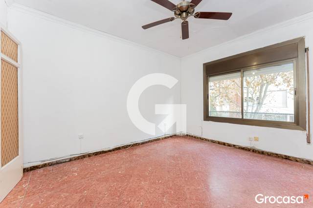 Piso en Venta en RB ANSELM CLAVE en Centre