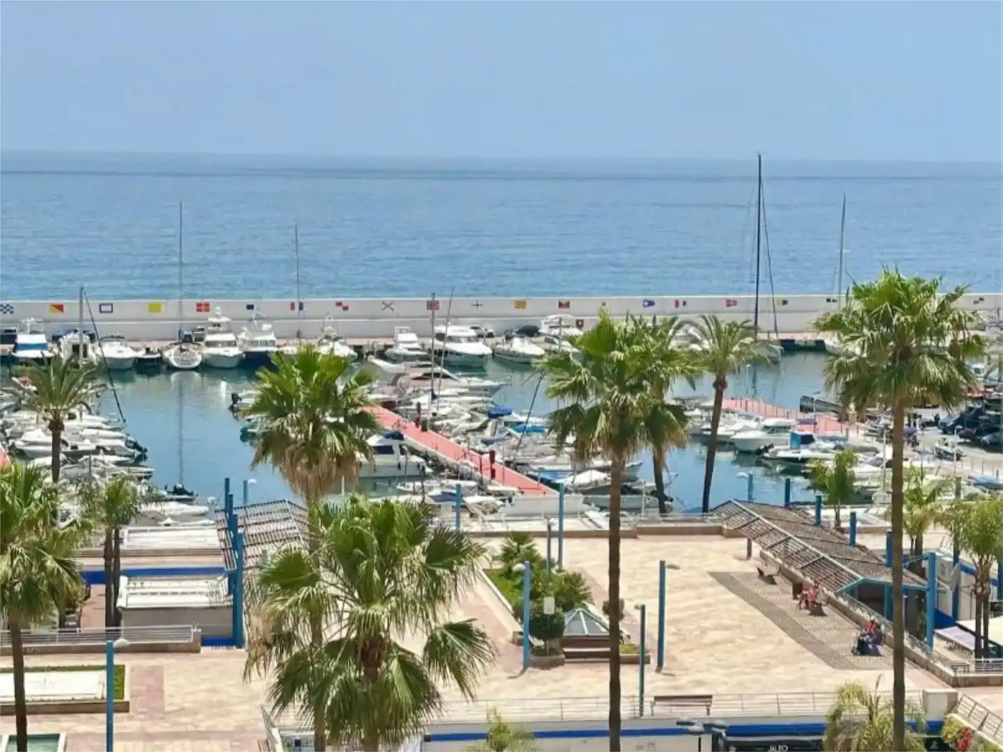 Exterior view of Flat for rent in Marbella Centro