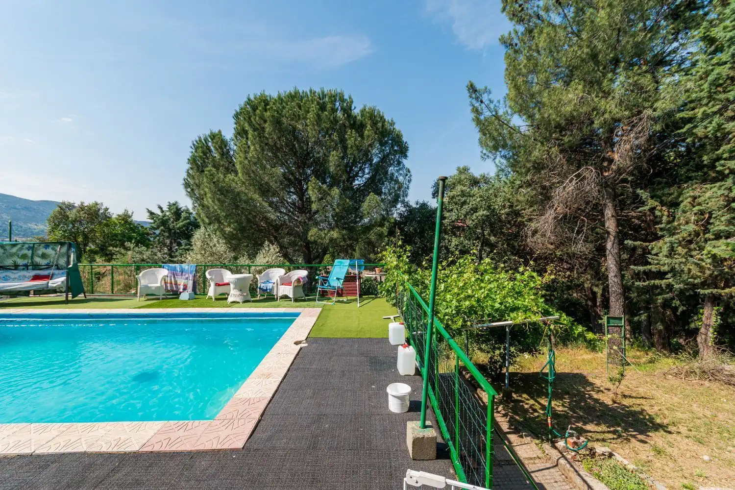Piscina de Casa o chalet en venta en Robledo de Chavela