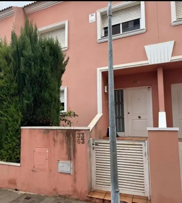 Exterior view of Detached homes for sale in El Vendrell  with Community pool