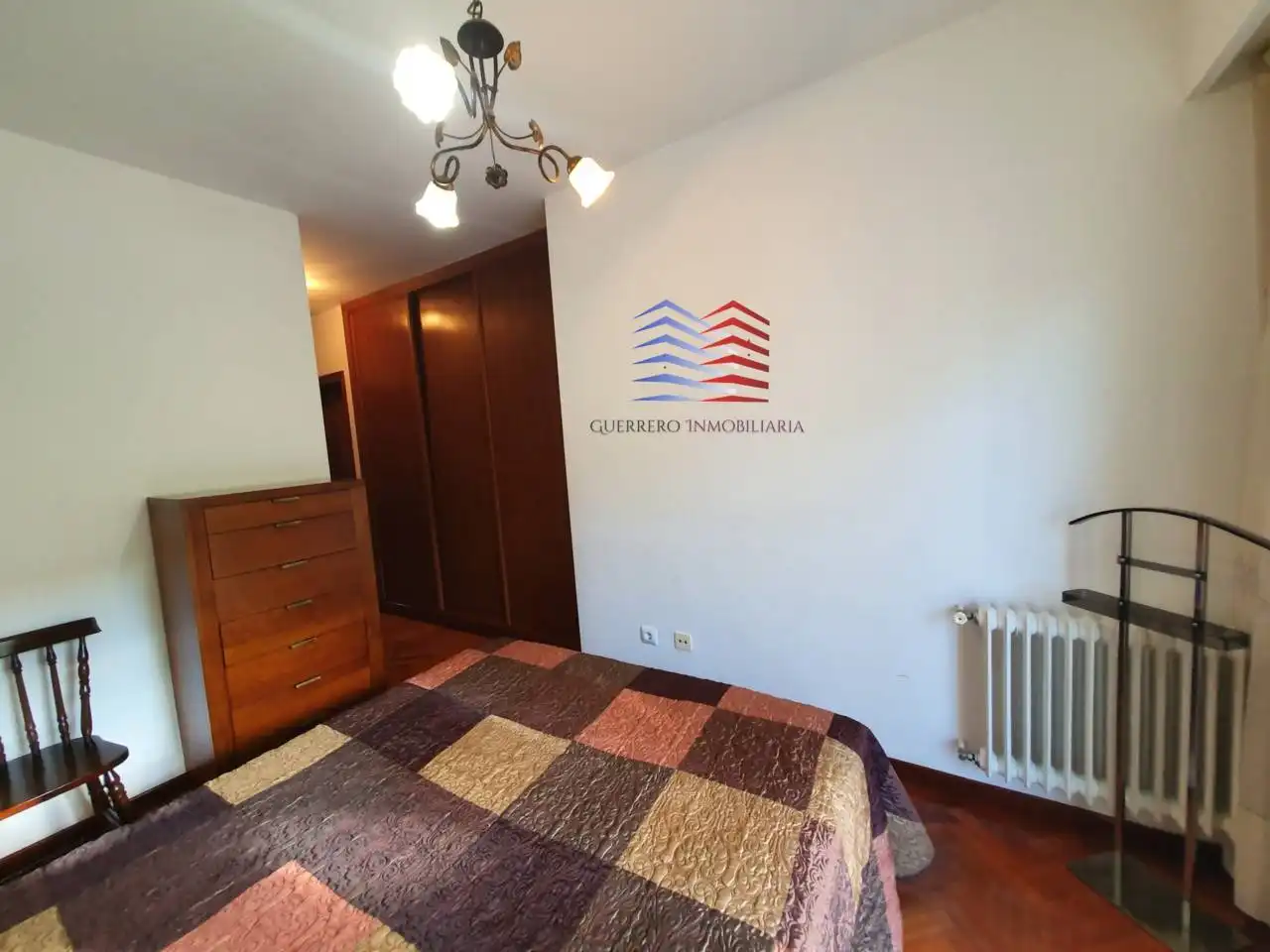 Bedroom of Flat for rent in Ourense Capital   with Heating, Parquet flooring and Storage room