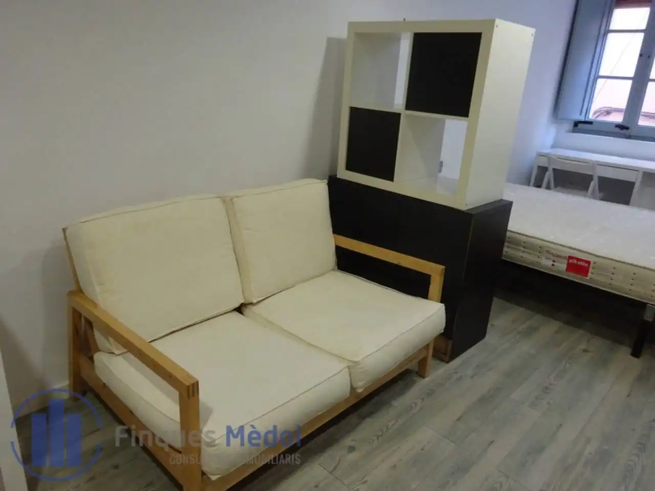 Sala de estar de Estudio en venta en Tarragona con Calefacción, Parquet y Amueblado