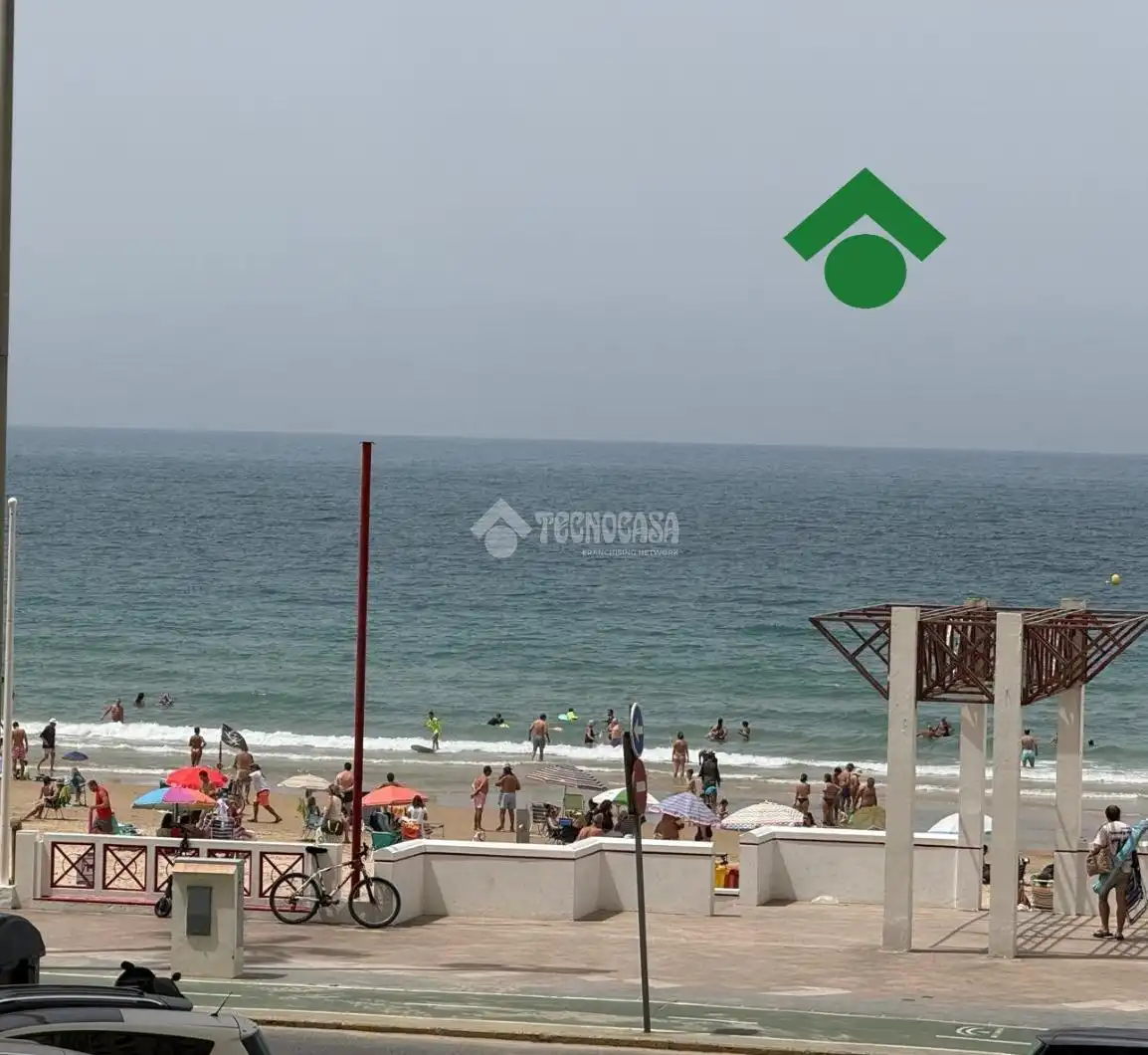 Flat with terrace for sale in Paseo Marítimo - San José - La Laguna