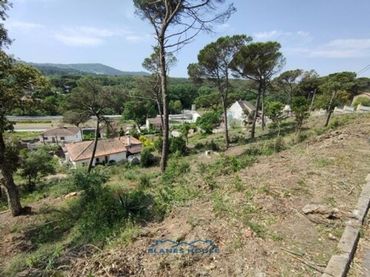 Terreny residencial en venda a Calle Puigcolomer 115