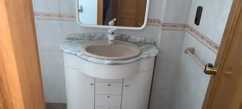 Badezimmer von Fabrikhallen zum Verkauf in Betxí