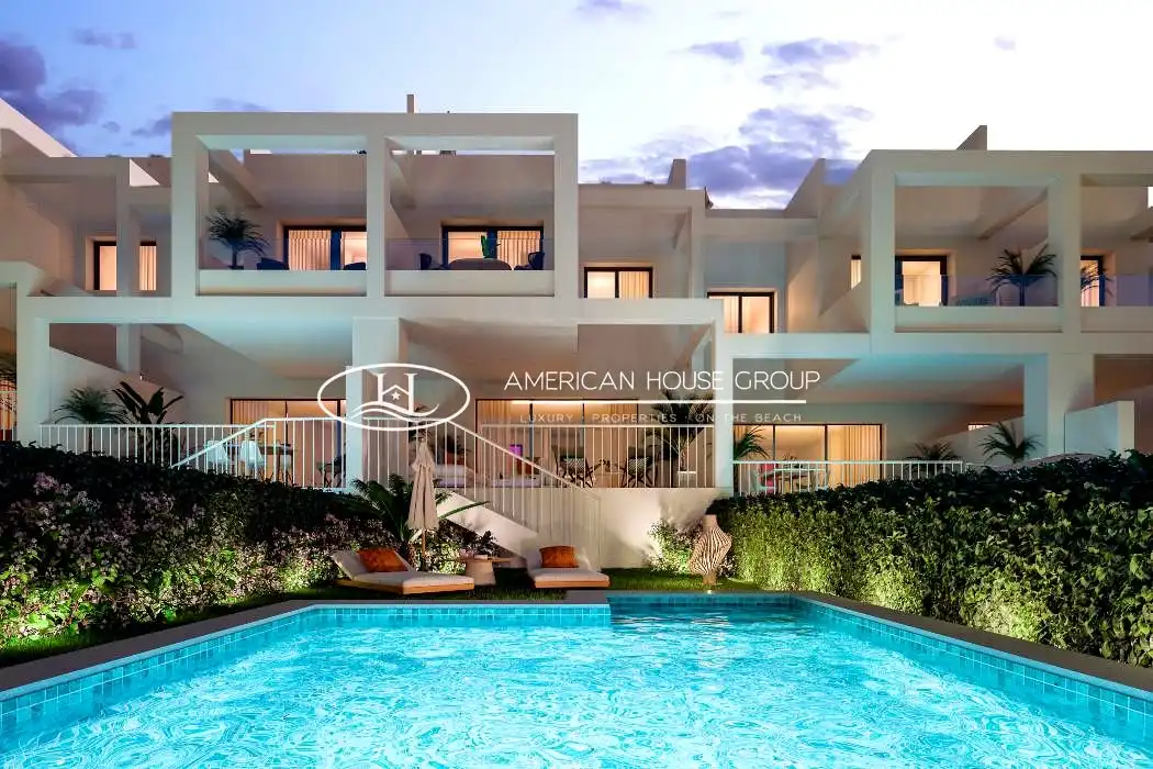 Casa con piscina en venta en Las Rocas, imagen 2