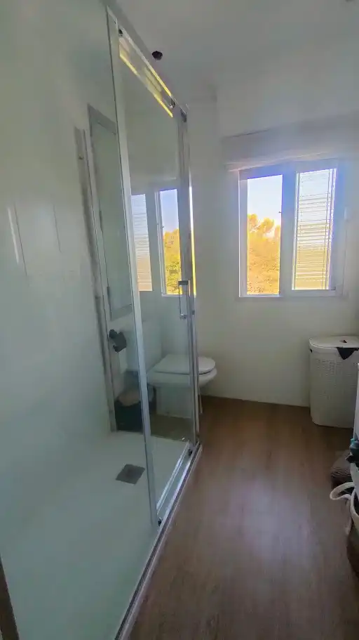 Badezimmer von Wohnung zum Verkauf in Coslada mit Klimaanlage, Heizung und Parkett