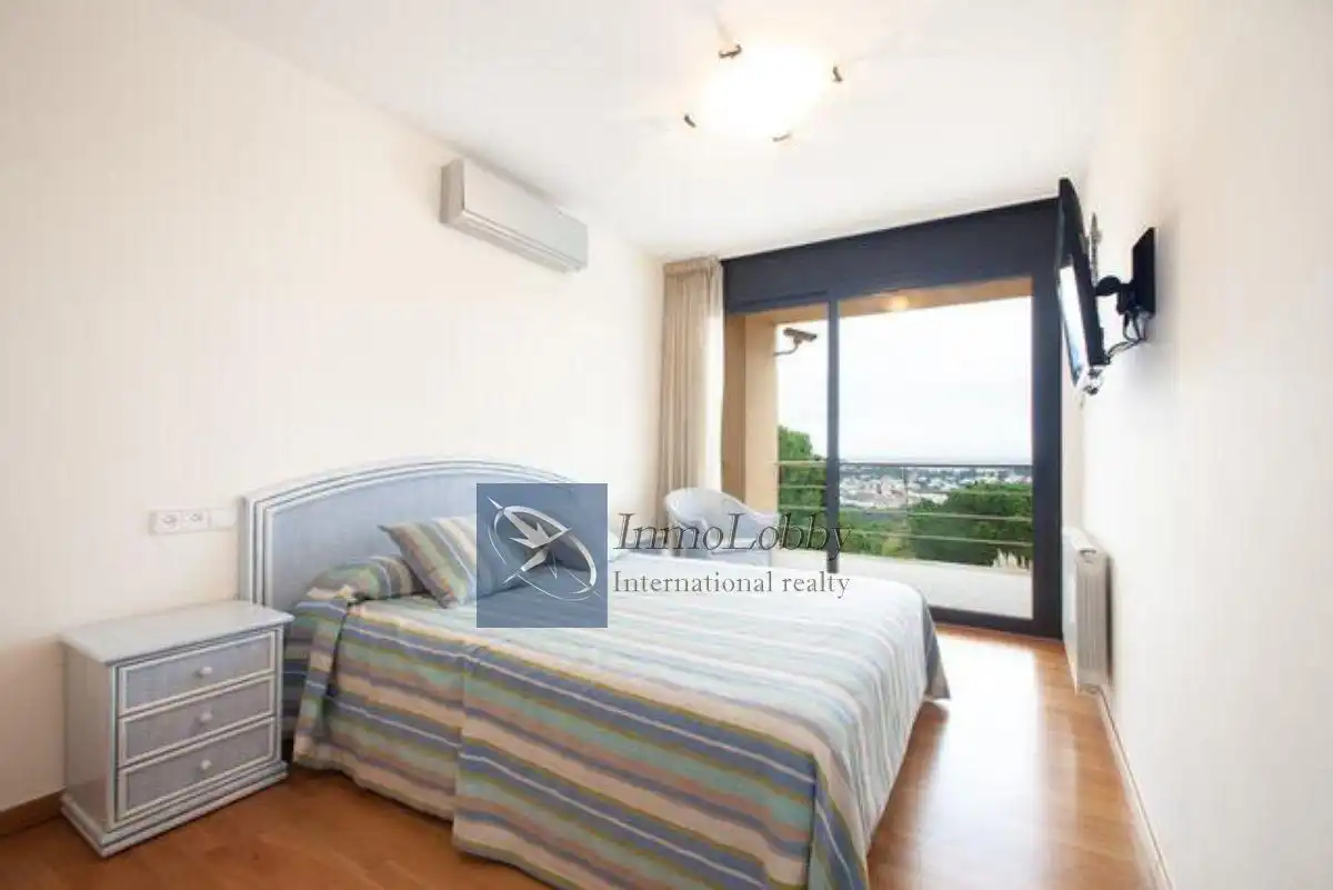 Schlafzimmer von Haus oder Chalet zum Verkauf in Sant Feliu de Guíxols mit Klimaanlage, Heizung und Terrasse