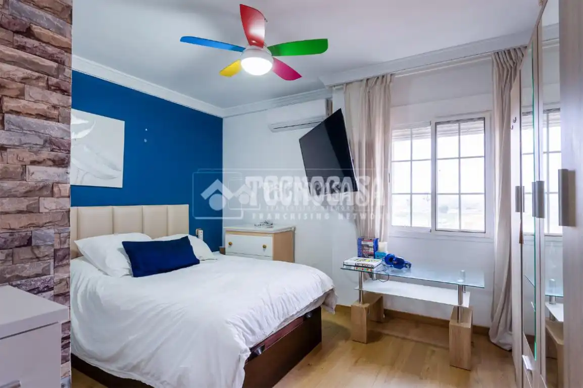 Habitación de Piso en venta en Vélez-Málaga con Aire acondicionado, Calefacción y Balcón