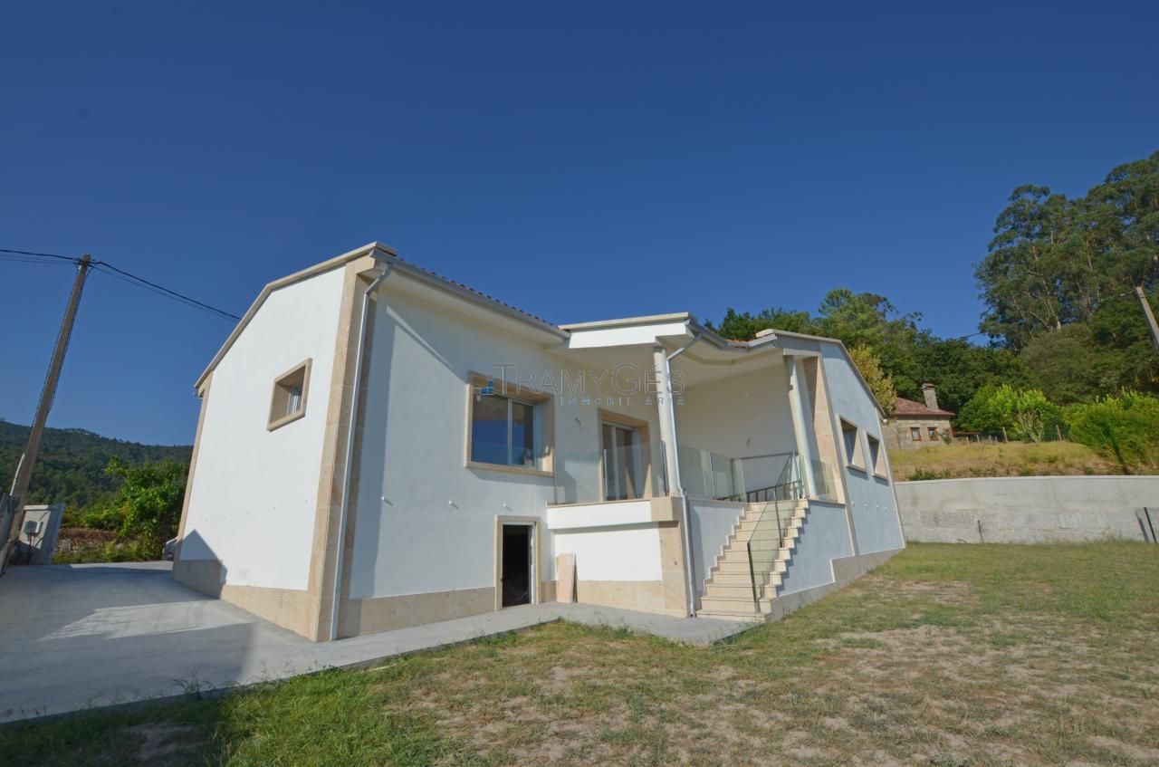 Vista exterior de Casa o chalet en venta en Tomiño con Calefacción, Jardín privado y Terraza