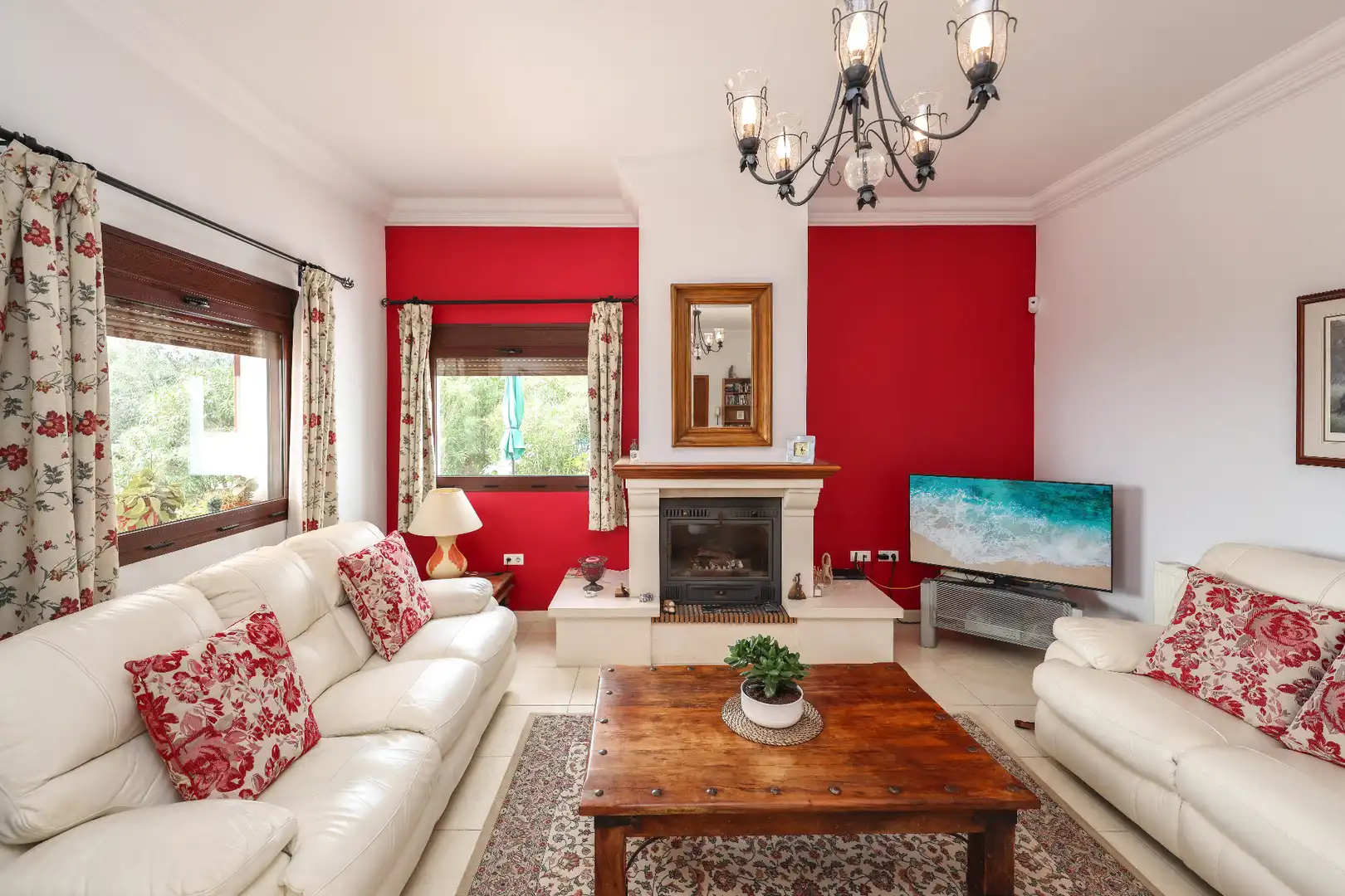 Sala de estar de Casa o chalet en venta en Casarabonela con Aire acondicionado, Jardín privado y Piscina