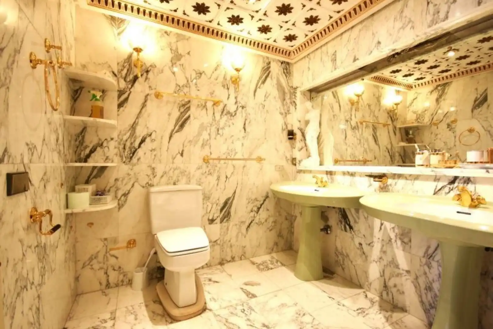 Badezimmer von Dachboden zum Verkauf in Calpe / Calp mit Klimaanlage, Heizung und Terrasse