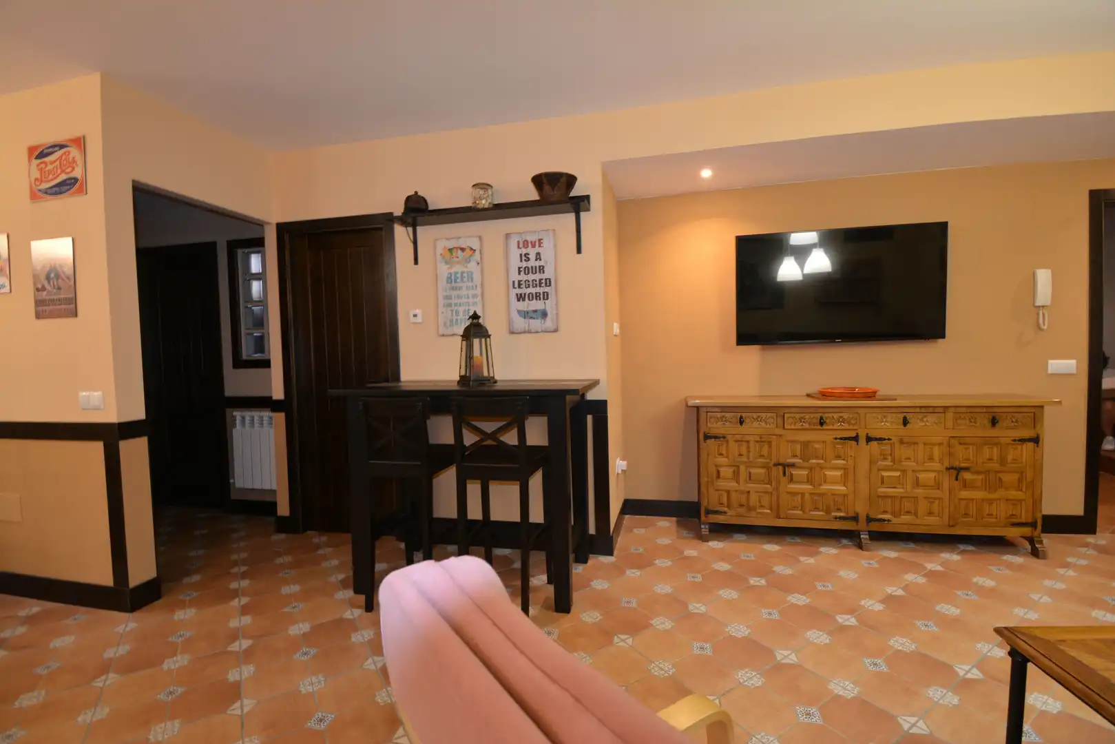 Wohnzimmer von Country house zum Verkauf in Robledillo de Mohernando mit Klimaanlage, Privatgarten und Terrasse