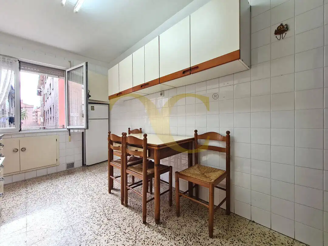 Flat for sale in Calle Orellana, La Calzada