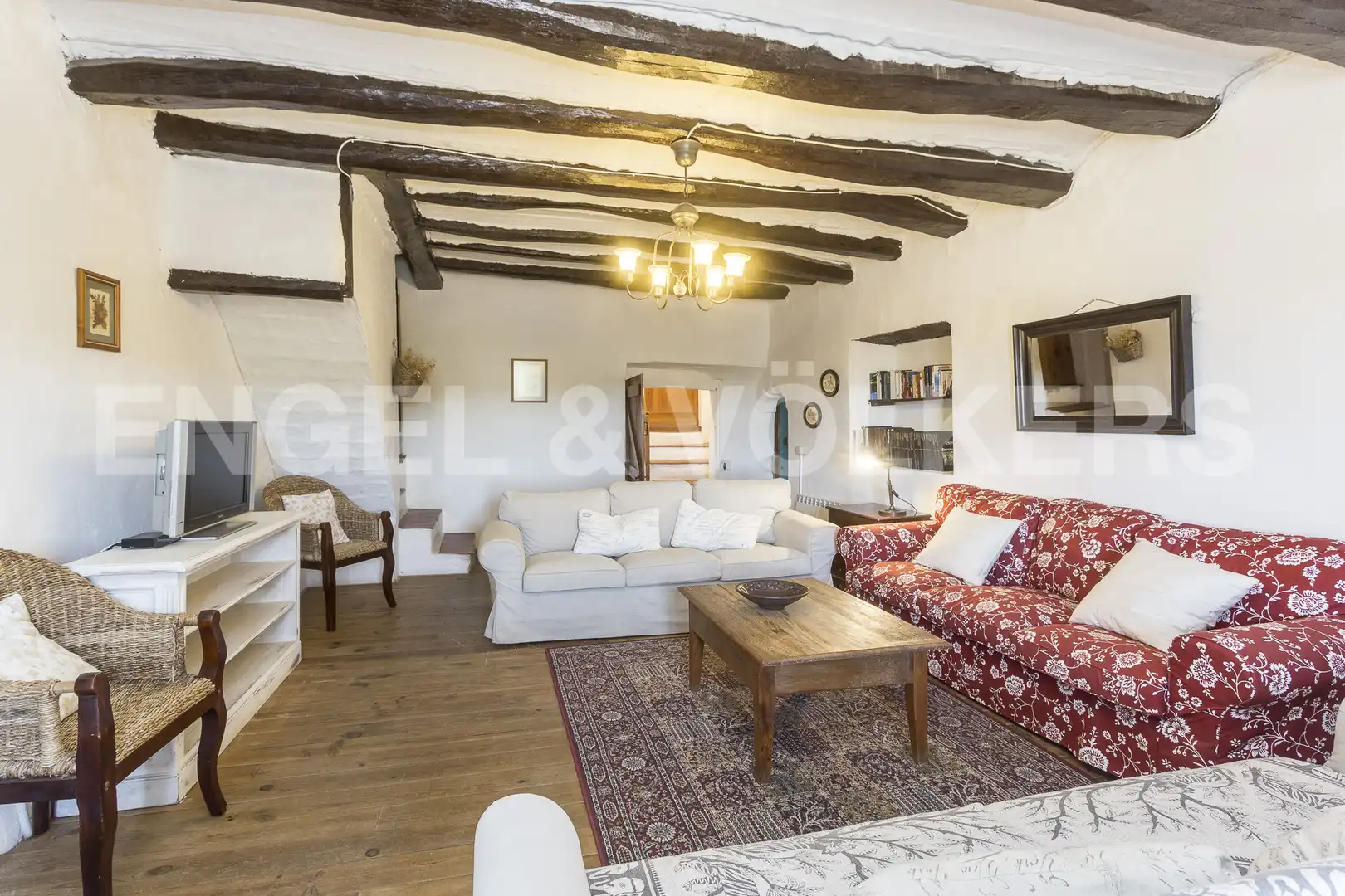 Sala de estar de Finca rústica en venta en Subirats con Calefacción, Jardín privado y Parquet